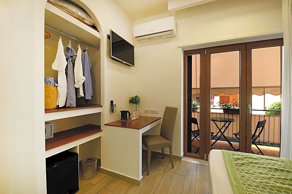 Sorrento Rooms