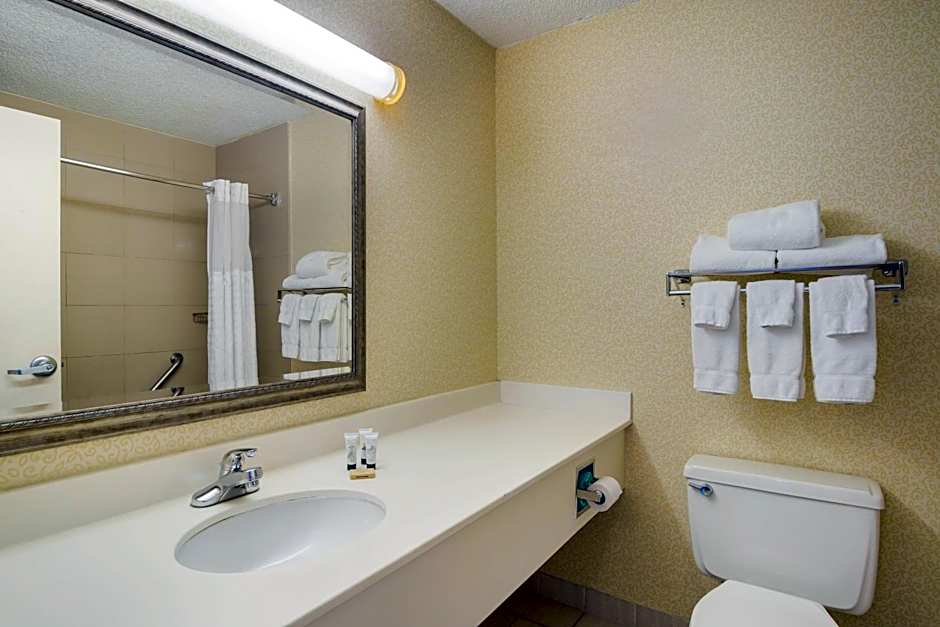 Red Lion Hotel & Conference Center Cheyenne
