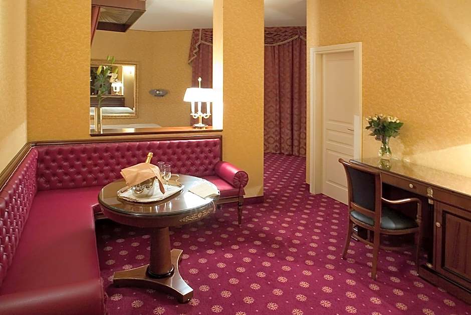 Hotel Maxim