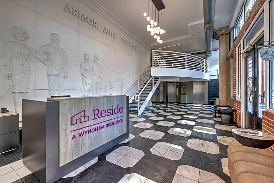 Reside Houston Downtown, a Wyndham Residence