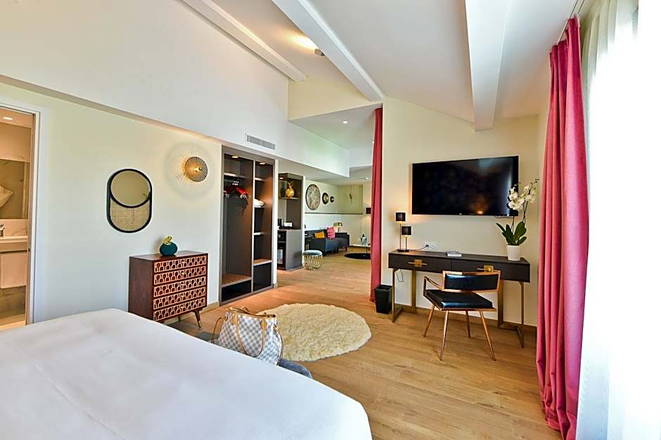 Hôtel La Villa Port d'Antibes & Spa