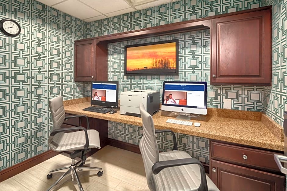 Hampton Inn By Hilton Louisville-Northeast KY