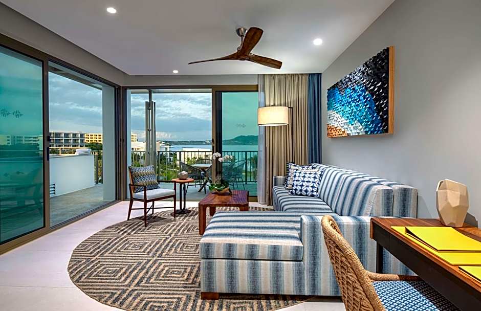 Conrad Punta de Mita