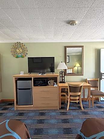 Standard Queen Room with Two Queen Beds
