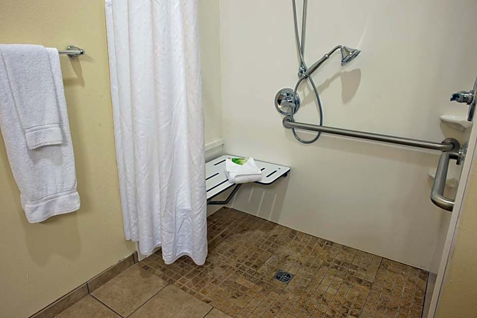 Holiday Inn Express Hotel & Suites Prattville South By IHG