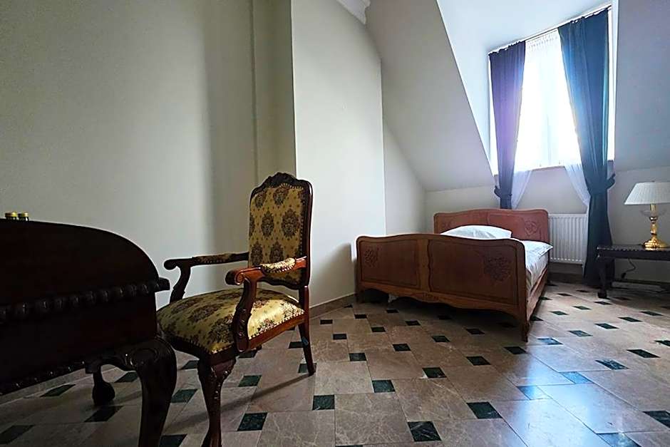 Zielony Kompleks Dwór Ostoya