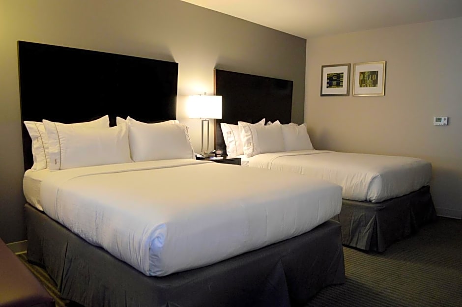 Holiday Inn Express & Suites Tulsa NE, Claremore, an IHG Hotel