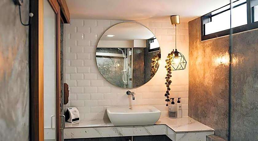 Journey Hostel Surat