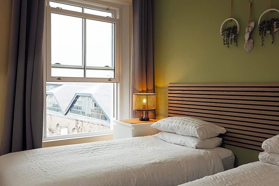 The Dolphin Hotel & Restaurant