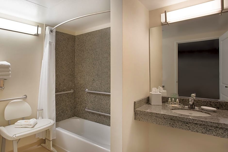 Holiday Inn Scottsdale North- Airpark By IHG