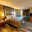 Super 8 by Wyndham Green Bay Near Stadium