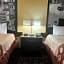 Super 8 by Wyndham Pasadena