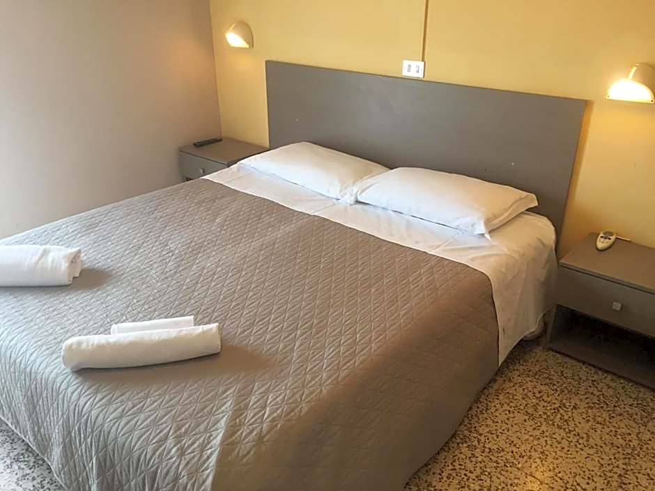 Hotel Britta