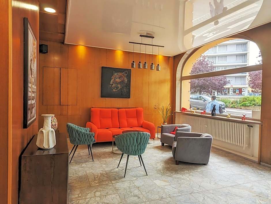 Photo 1 of 43 of Hotel Cecil Metz Gare