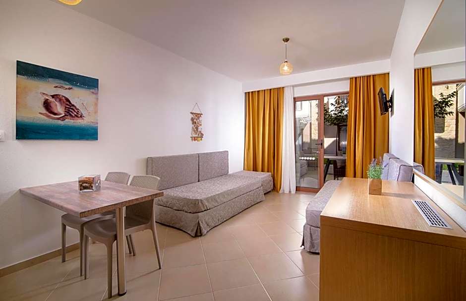 Apanemia Apartments by Flegra