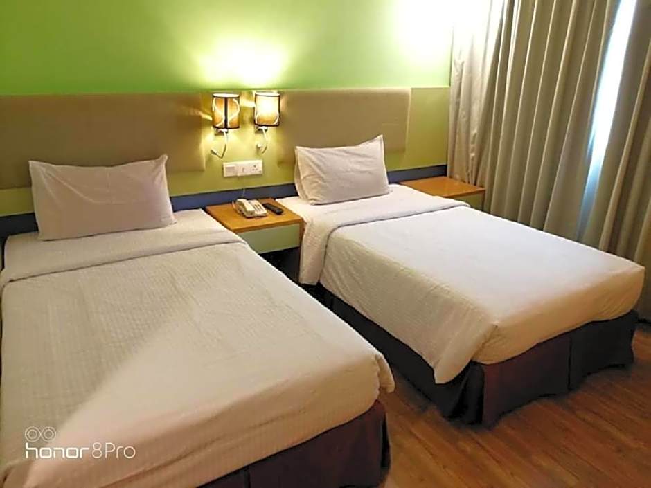Photo 1 of 4 of Superior 2 Beds