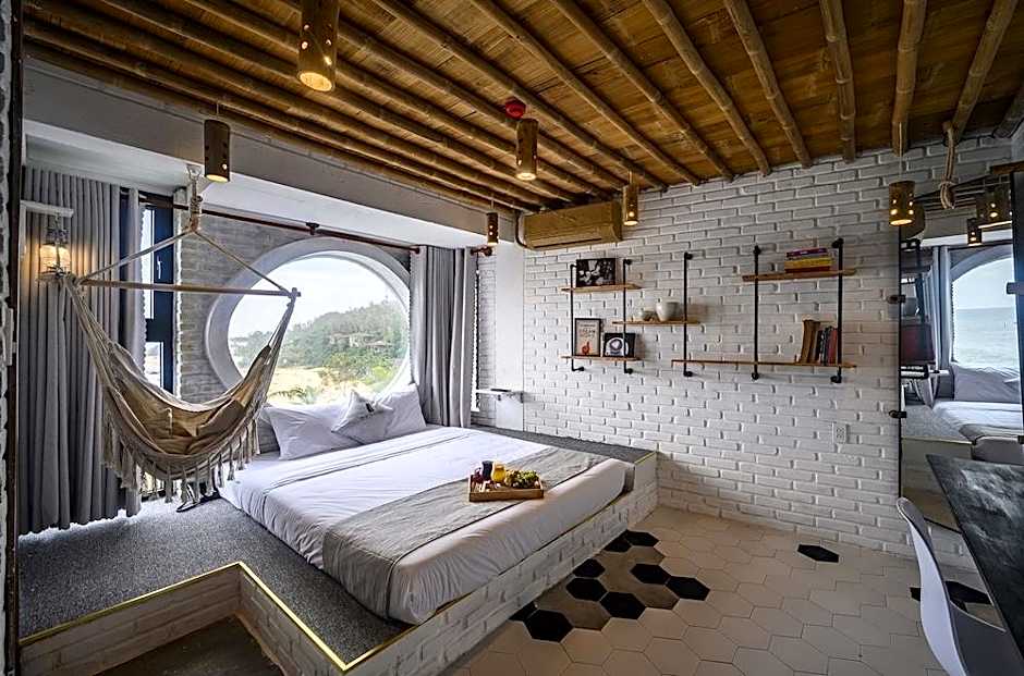 Mira Bai Xep - The Hidden Jewel