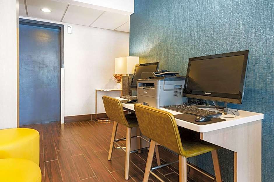 Comfort Inn Mayfield Heights Cleveland East