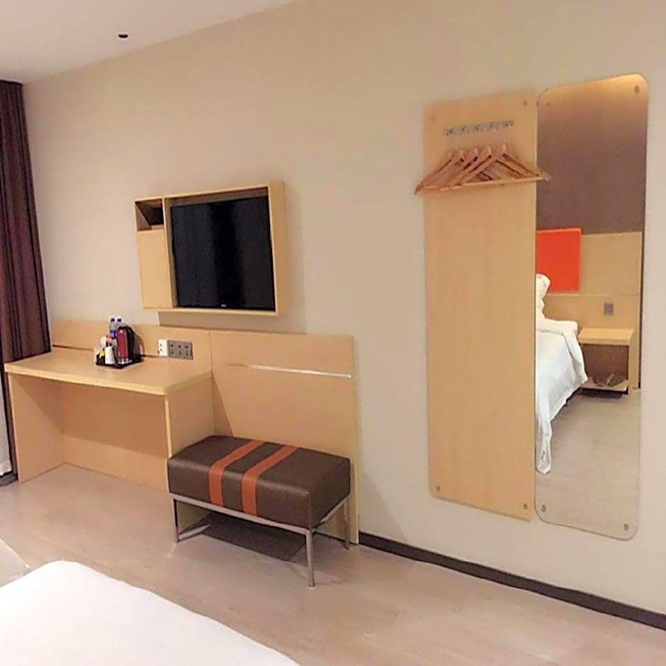 7 Days Inn Premium Tangshan Fengnan Shuanghu Jinyuan Branch
