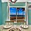 Panoramic beachfront Suite