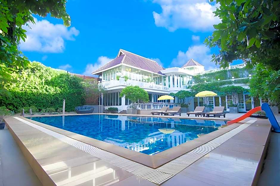 Paradise Hotel Udonthani