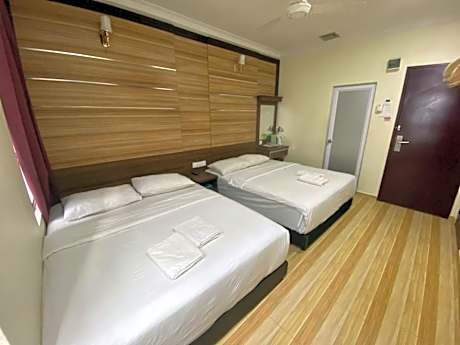 Family Room ( No Elevator)