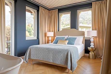 Suite with Mountain View