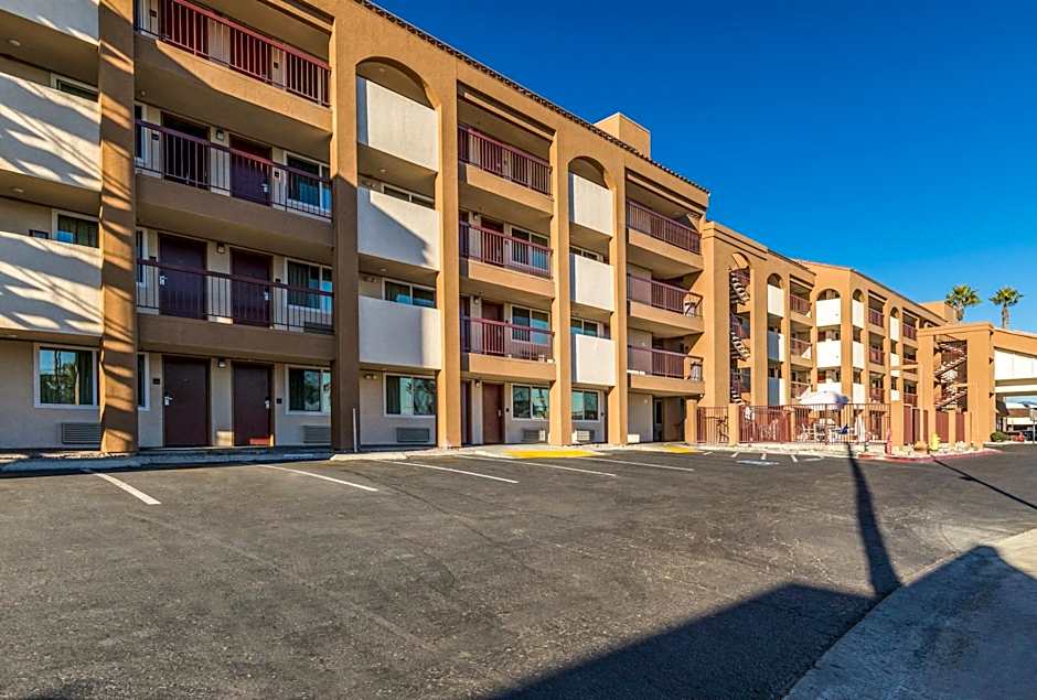 Days Inn by Wyndham Chula Vista-San Diego