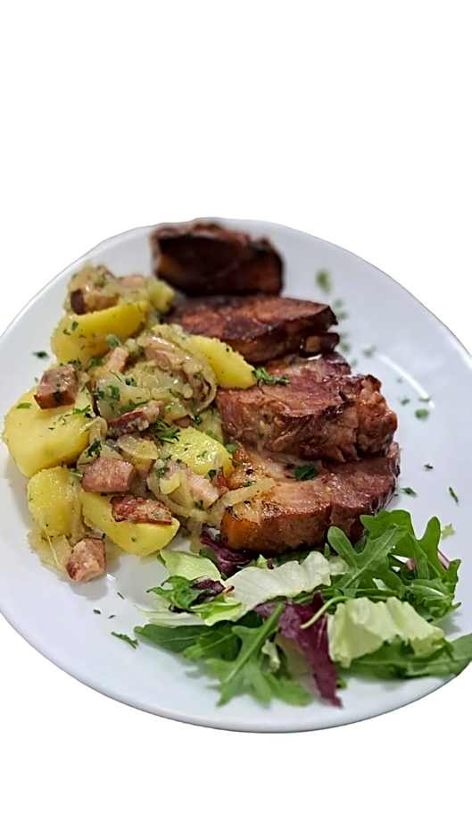 Hotel Plutitor Lebăda