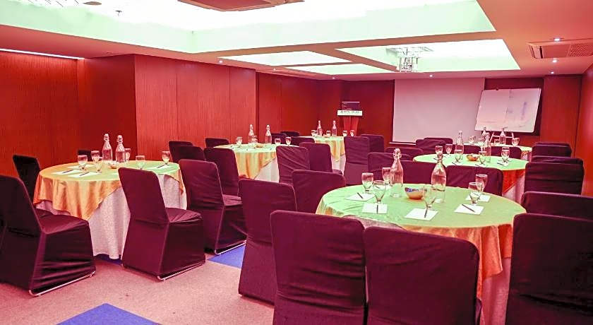 Royal Orchid Golden Suites Pune