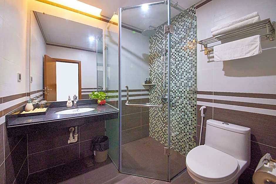 Gieng Ngoc Hotel