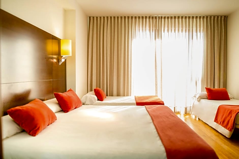 Hospedium Hotel Valles de Gredos Golf