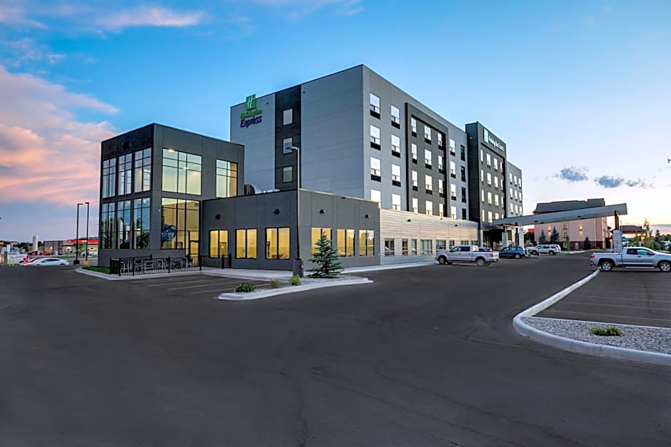 Holiday Inn Express Lethbridge Southeast By IHG