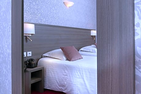 Queen Size Bed