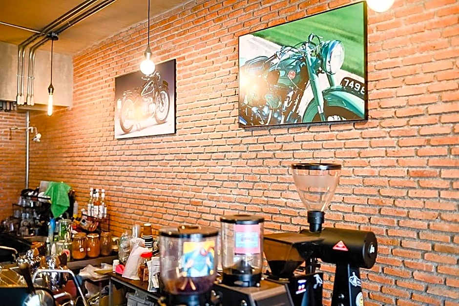 Labkoff cafe and Hostel