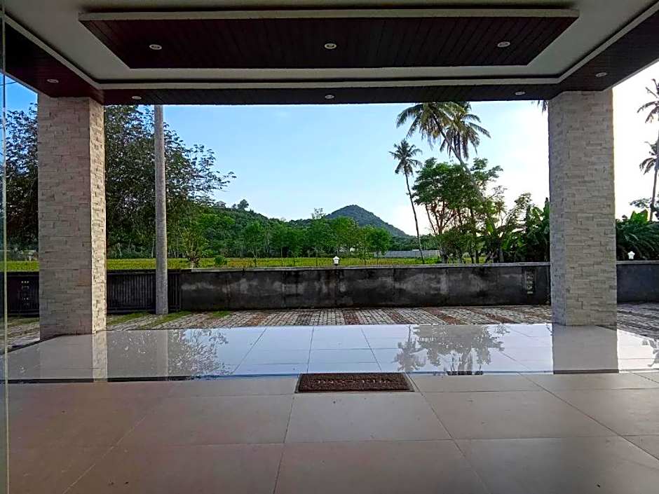 Sapak Bungalow