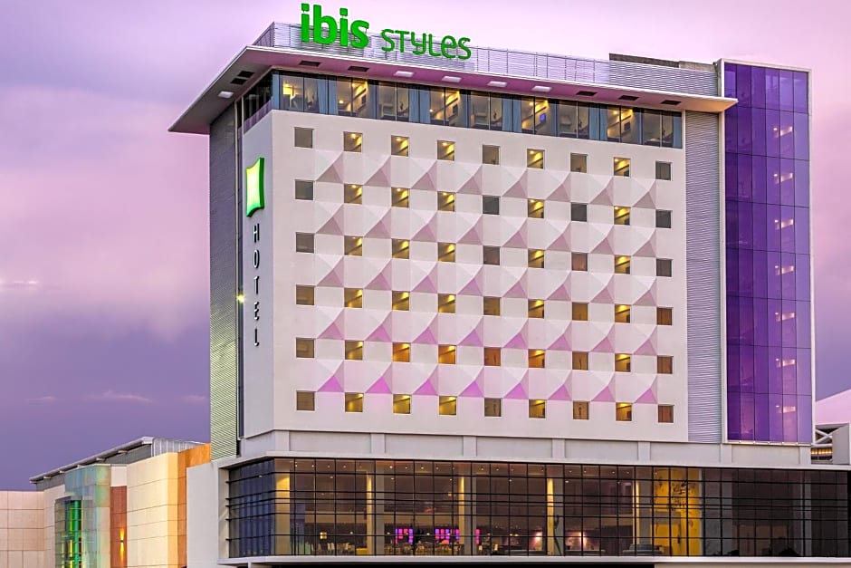 ibis Styles Merida Galerias