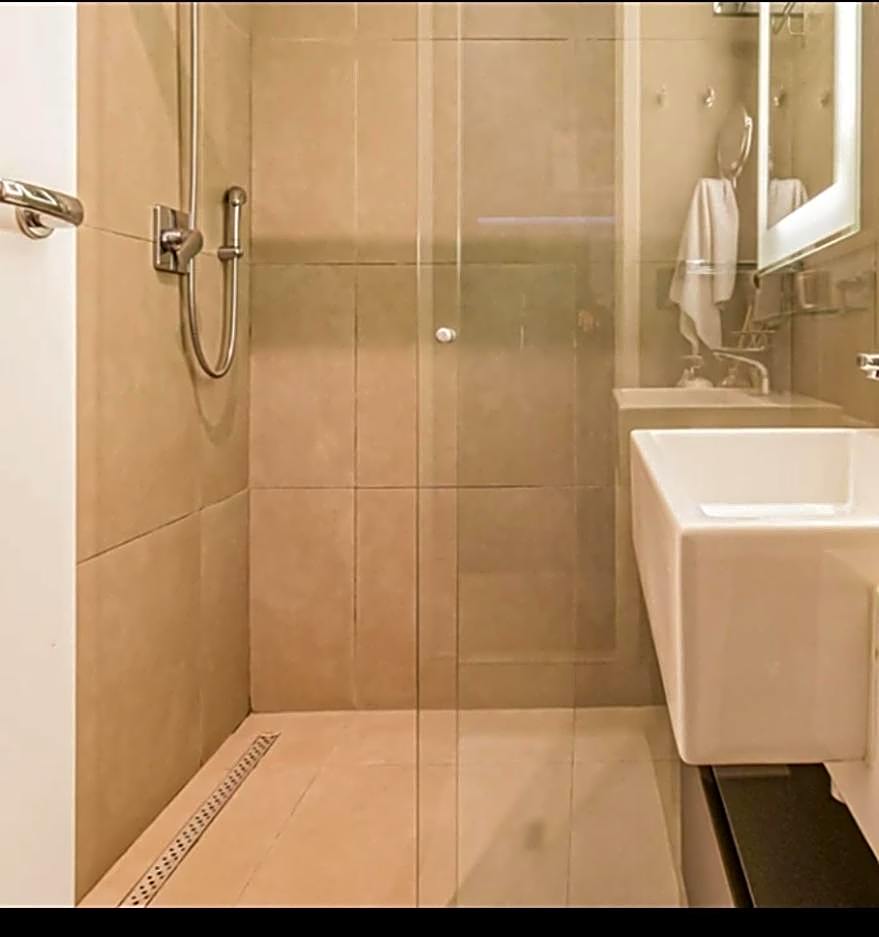 AlphaStay by Alpha - StayService