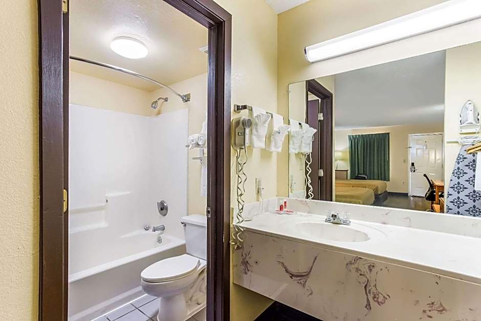 Econo Lodge Clinton