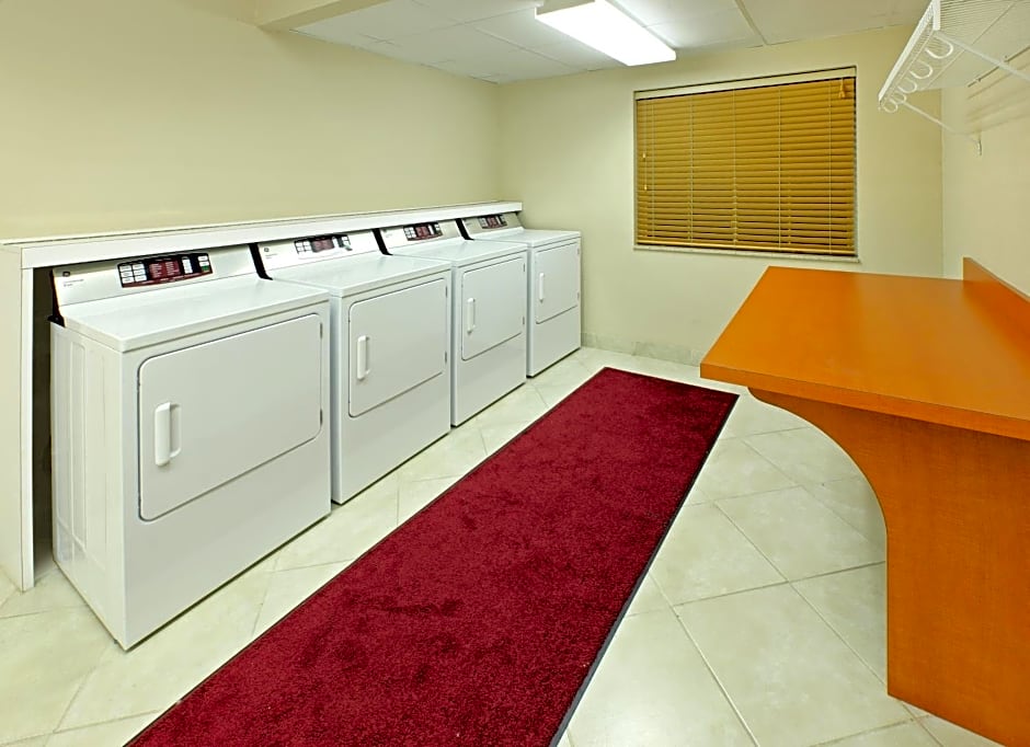 Candlewood Suites West Little Rock By IHG