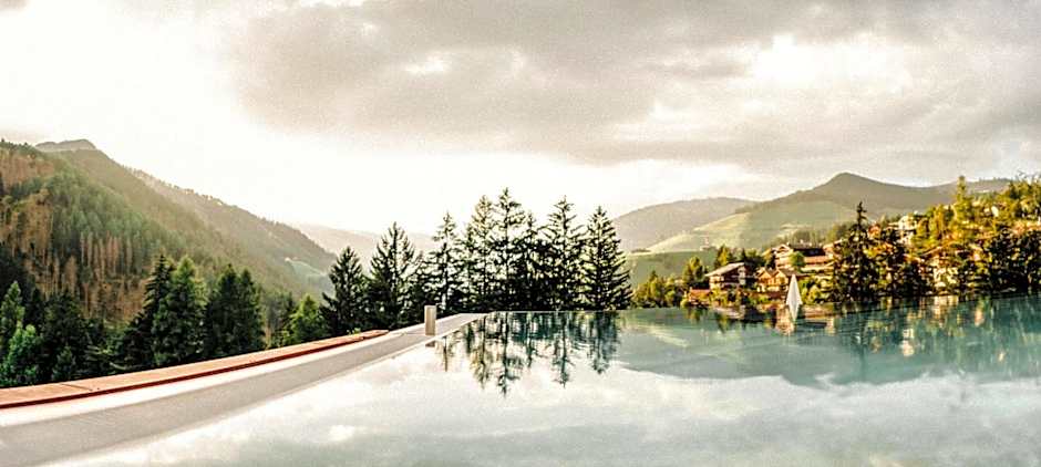 Al Plan, A mountain moving hotel