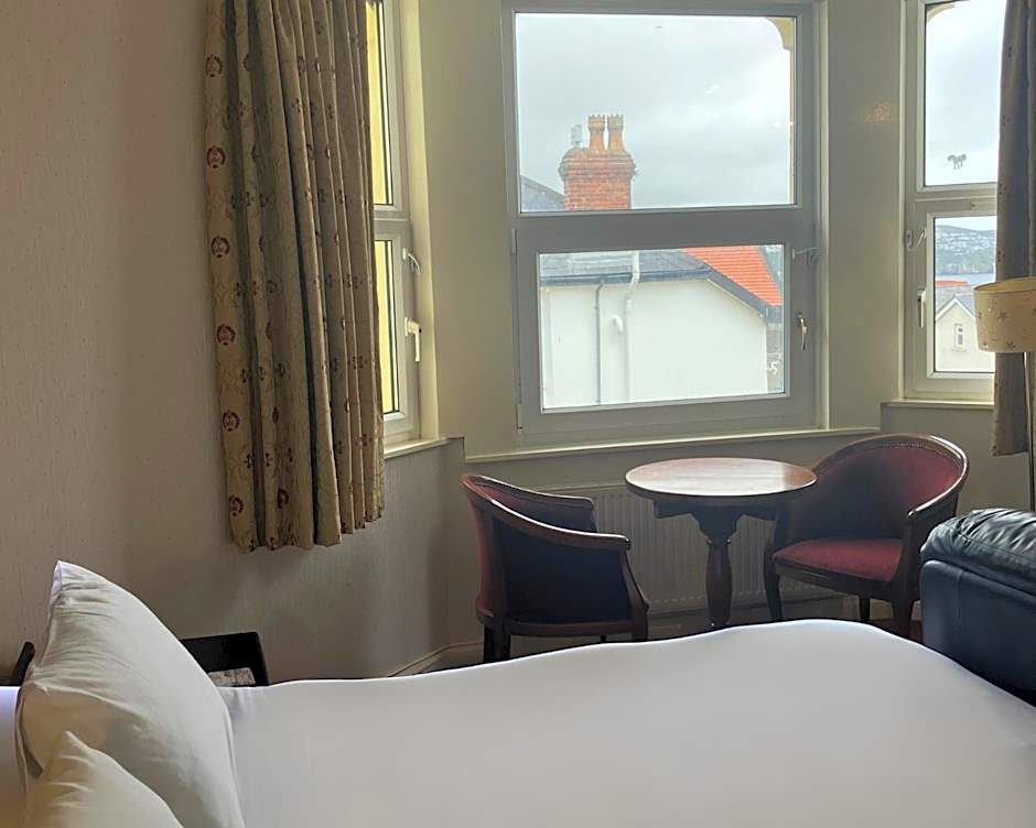 Welbeck Hotel & Apartments IOM