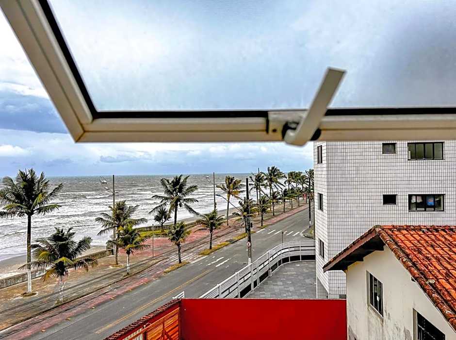 Apto a beira mar da Praia de Vera Cruz,Mongagua SP