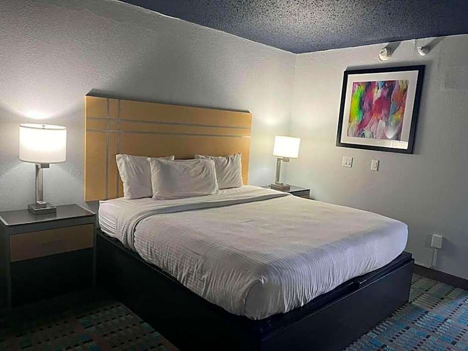 Studio 6  Amarillo, TX West Medical Center