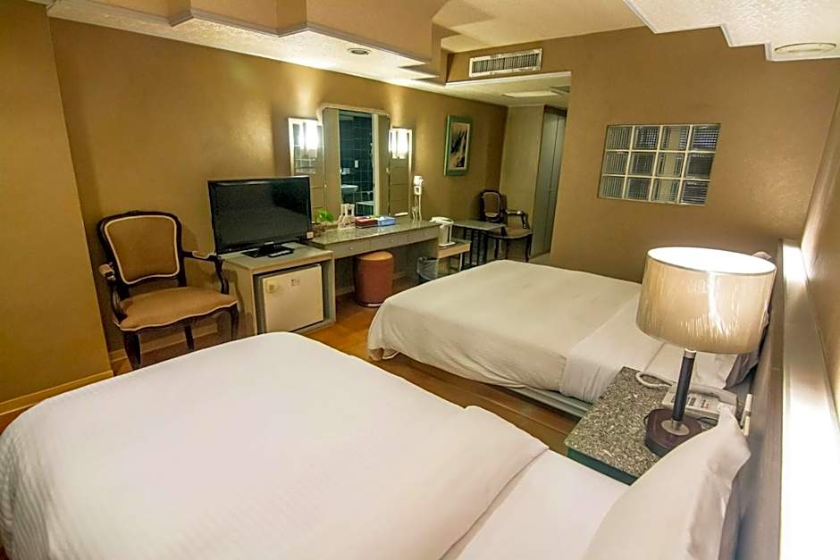 Katherine Plaza Hotel