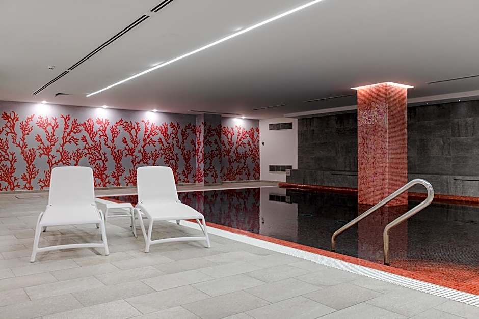 Seaview Hotel - Adults Only 16 Plus