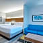 Holiday Inn Express and Suites St Louis-Chesterfield