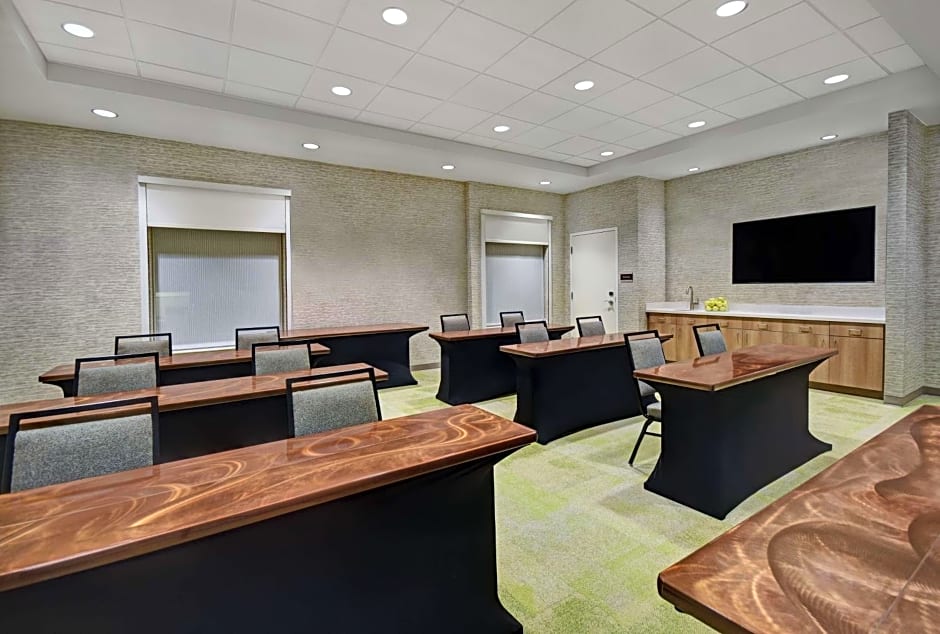 Home2 Suites by Hilton Atlanta Airport North
