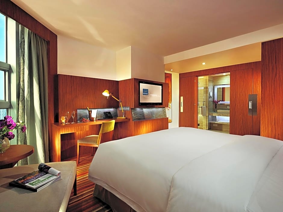 Novotel Zhengzhou Convention Centre Hotel