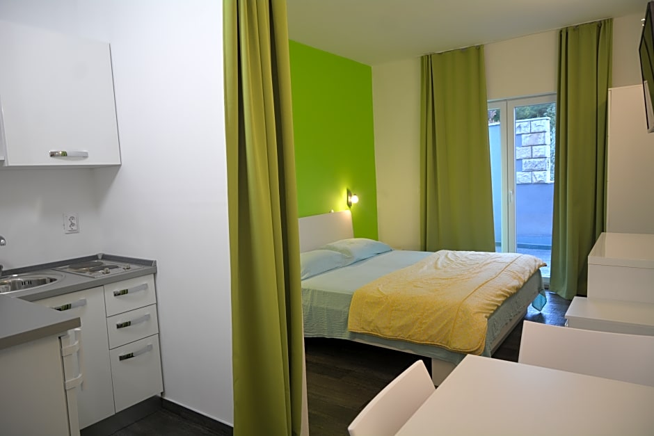 Photo 1 of 9 of Studio Apartment